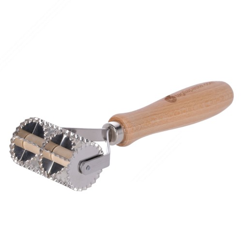 https://www.tagliapasta.com/1011-large_default/double-pasta-cutter-with-toothed-steel-blades-for-making-tortellini-cappelletti-and-anolini-2-x-28-mm.jpg