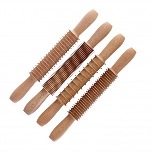 https://www.tagliapasta.com/60-home_default/kit-of-4-cutter-rolling-pins-in-beech-wood-to-cut-pasta.jpg