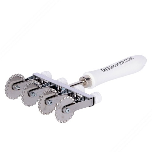 Adjustable pasta cutter with 4 serrated stainless steel wheels
